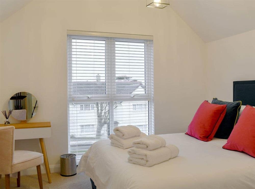 Double bedroom (photo 4) at Little Trevose in Padstow, Cornwall