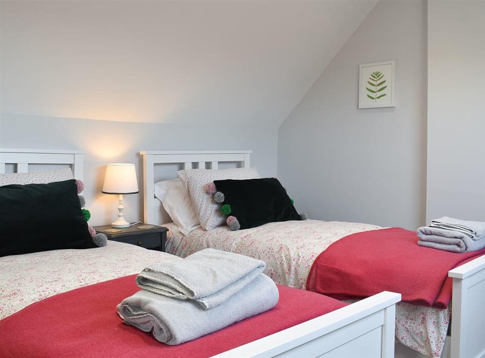 Twin bedroom at Little Vines in Baughton, near Upton-upon-Severn, Worcestershire