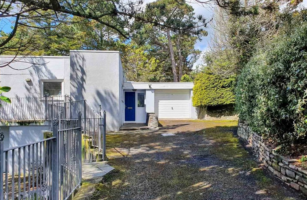 Exterior (photo 2) at Little Watch House in Seaton, Cornwall