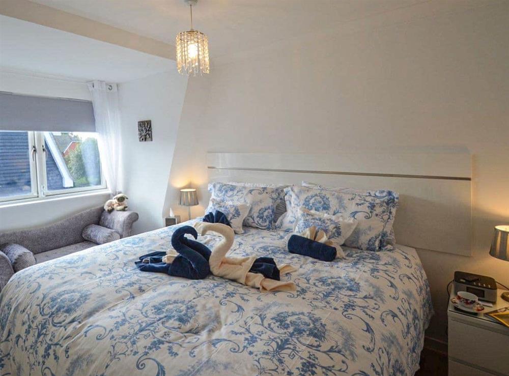 A bedroom in Little Willow at Little Willow in Rye, East Sussex