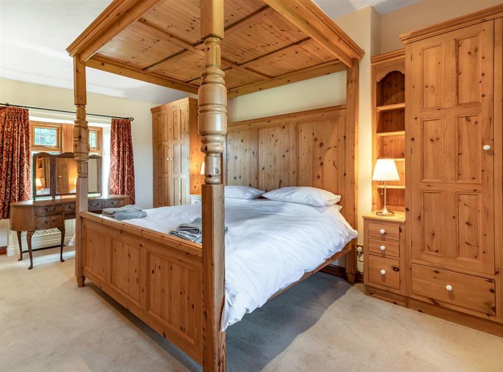 Four Poster bedroom (photo 4) at Littlecotes Farmhouse in Ashover, near Matlock, Derbyshire