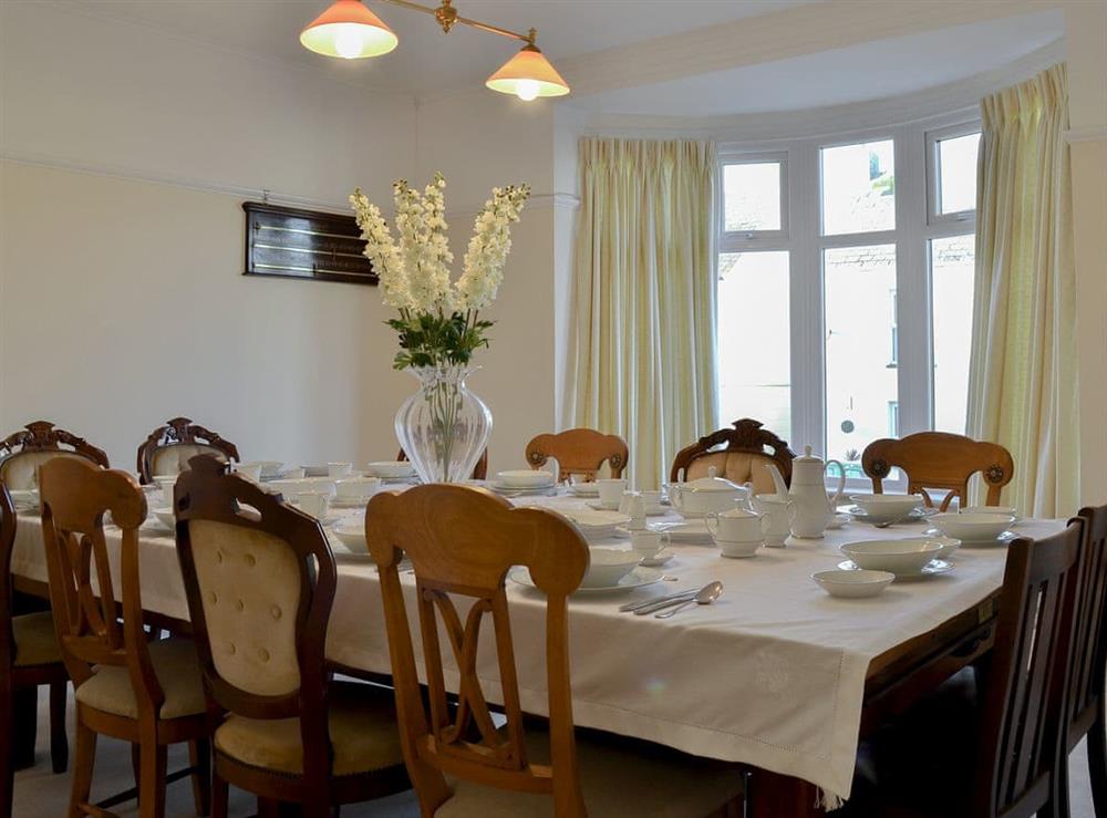 Large dining room at Littlewood in Newquay, Cornwall