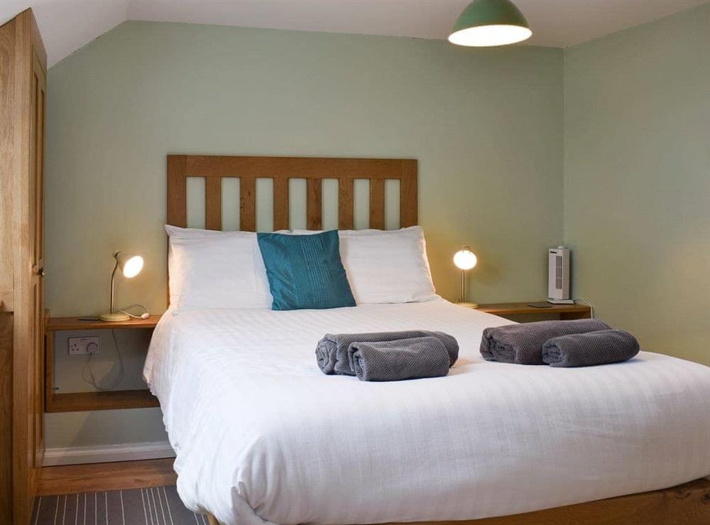 Relaxing en-suite double bedroom at The Coach House, 