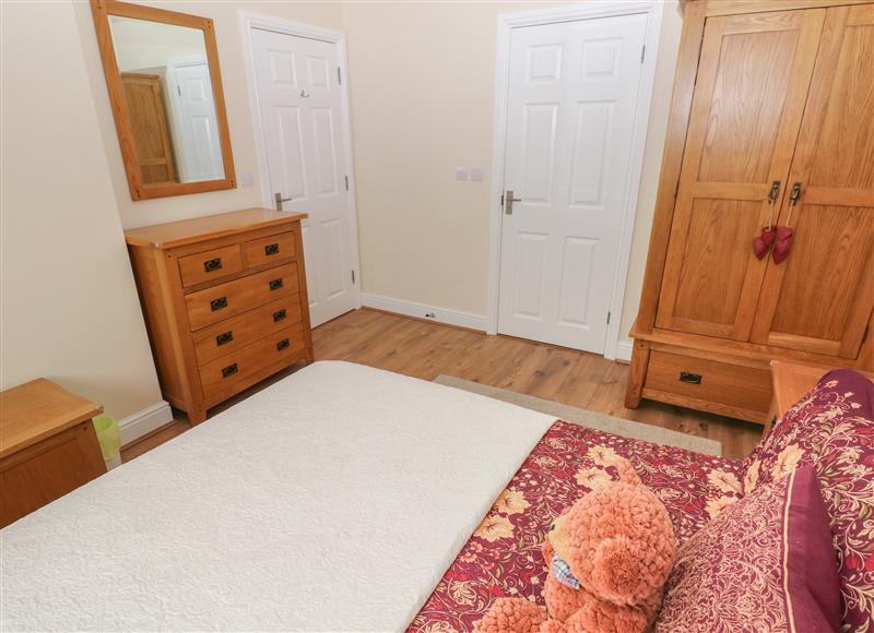 Bedroom (photo 2) at Llygad Yr Haul (Sun), Burry Port