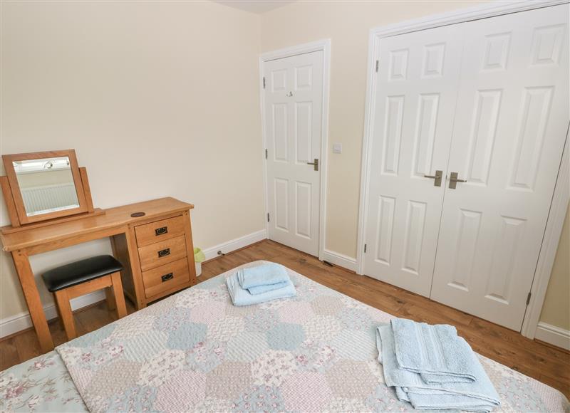 One of the 5 bedrooms (photo 2) at Llygad Yr Haul (Sun), Burry Port
