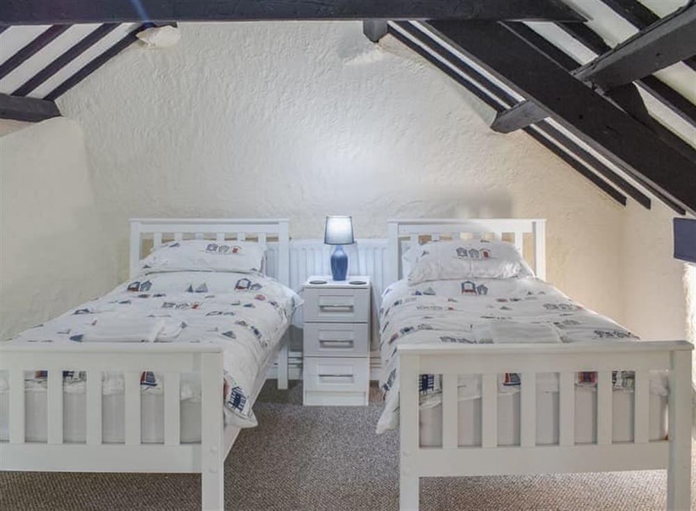 Twin bedroom at Llys Elen Two, 