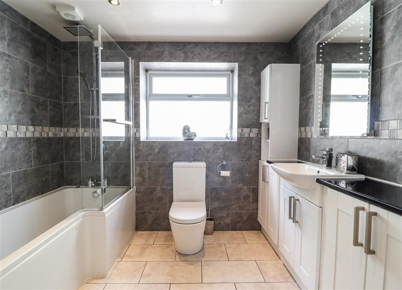 The bathroom at Llys Tirion, Llandderfel near Bala