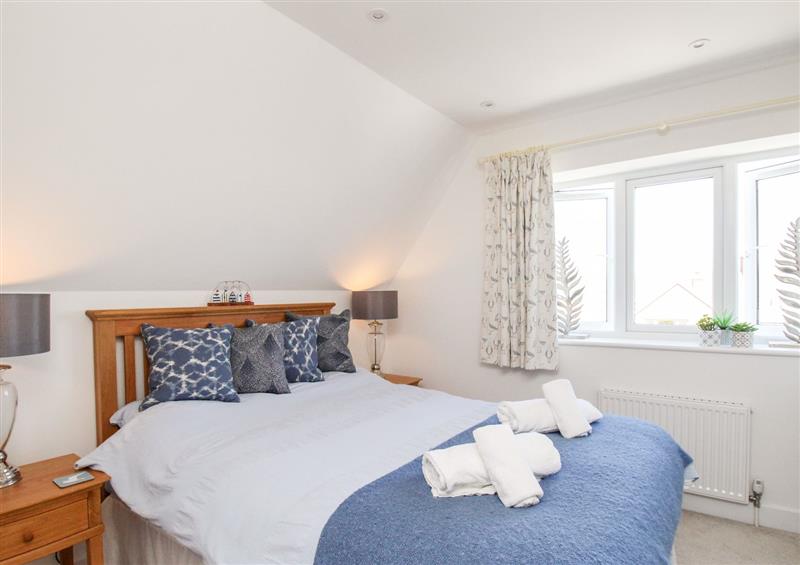 One of the 3 bedrooms (photo 2) at Lobster Lookout, Swanage