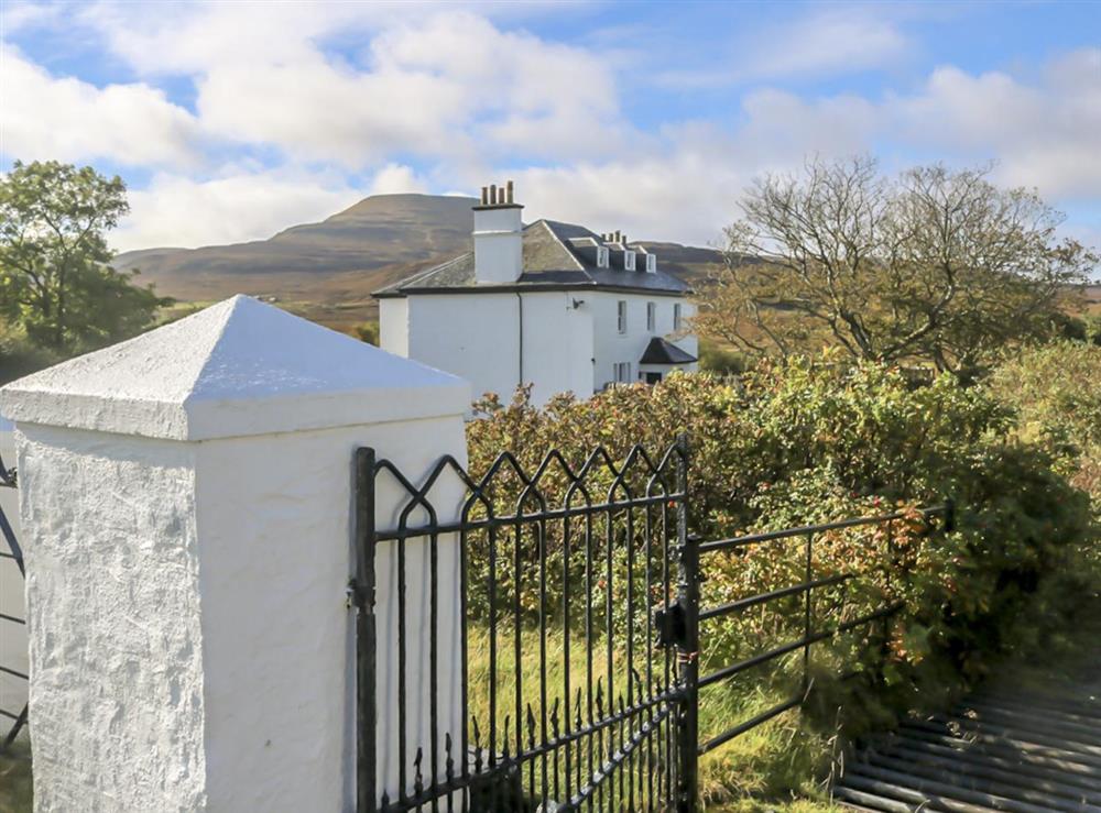 Loch Dunvegan House (photo 7) at Loch Dunvegan House in Isle of Skye, Isle Of Skye