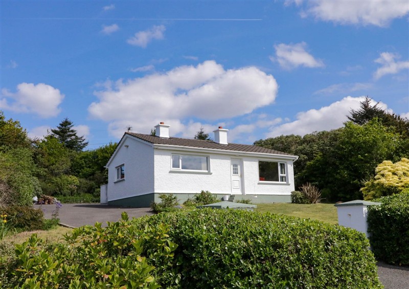 Enjoy the garden at Loch Illion View, Dungloe