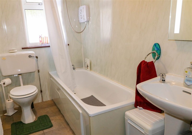 This is the bathroom at Loch Illion View, Dungloe