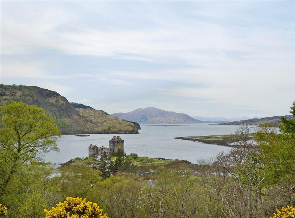 Beautiful surrounding area at Loch Shore Cottage in Dornie, near Kyle, Ross-Shire