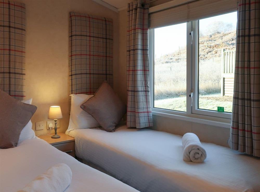 Comfortable twin bedroom at Lewis, 