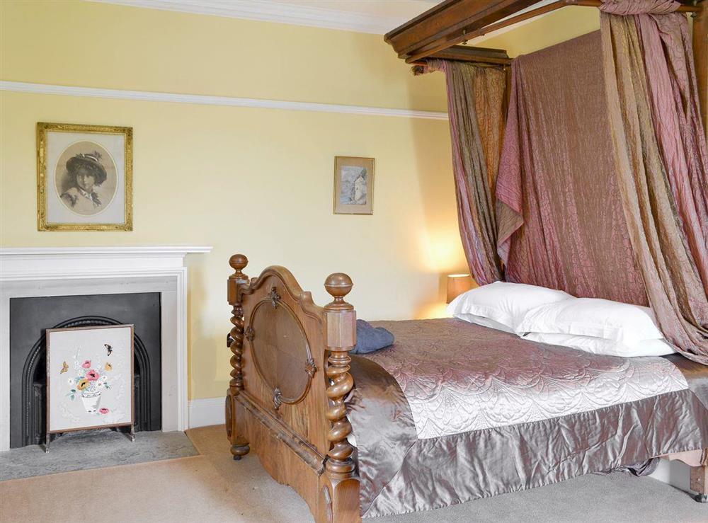Sumptuous double bedroom at Lochside Garden House in Kelso, Roxburghshire