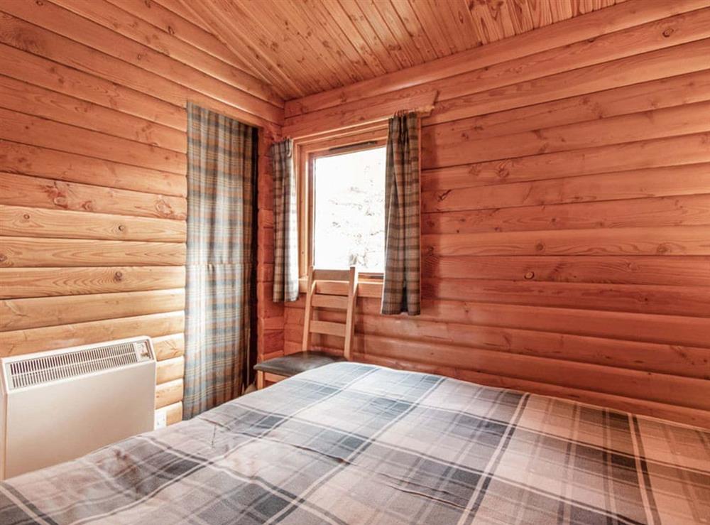 Double bedroom (photo 5) at Lochside Log Cabin in Brora, Sutherland