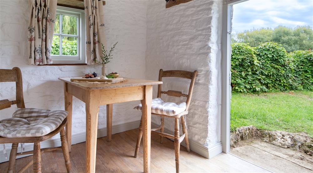 The dining room at Lock Cottage in Faringdon, Oxfordshire