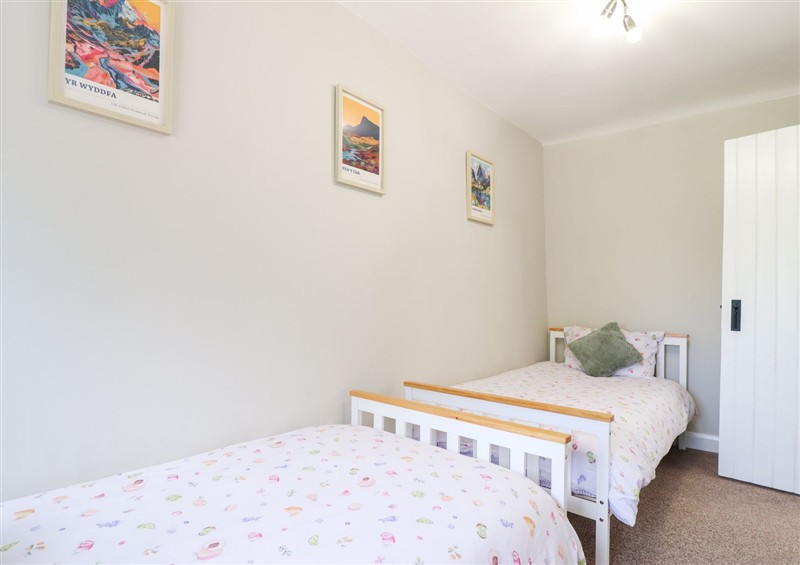 Bedroom (photo 3) at Lockmans Cottage, Arddleen near Llandrinio