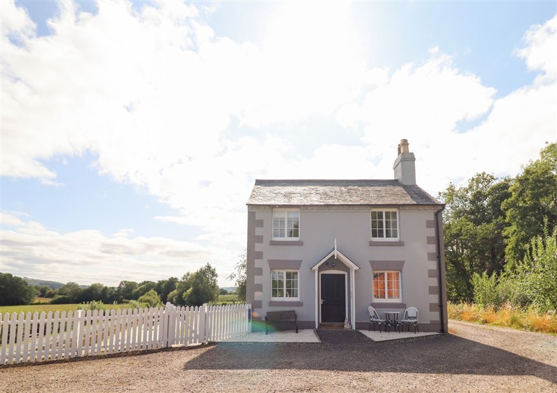 Enjoy the garden (photo 3) at Lockmans Cottage, Arddleen near Llandrinio