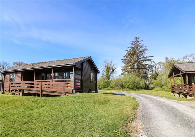 The setting at Lodge 1 - Bron Eifion, Criccieth
