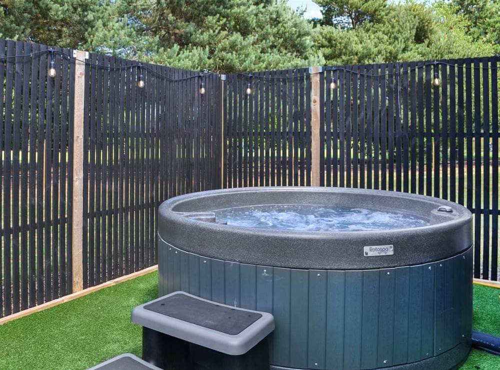 Hot tub at Lodge 1 in Cottingham, North Humberside