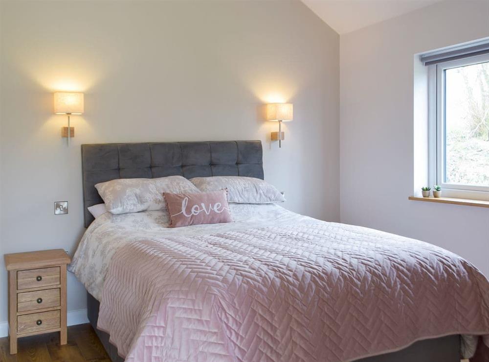 Double bedroom at Lodge 1 in Cwrt Newydd, near Llandysul, Ceredigion, Dyfed