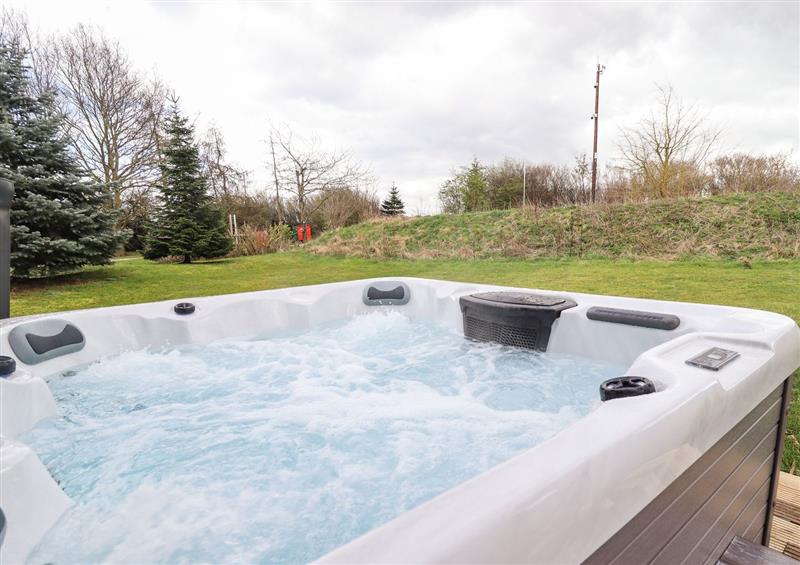 There is a hot tub at Lodge 1, South Hykeham