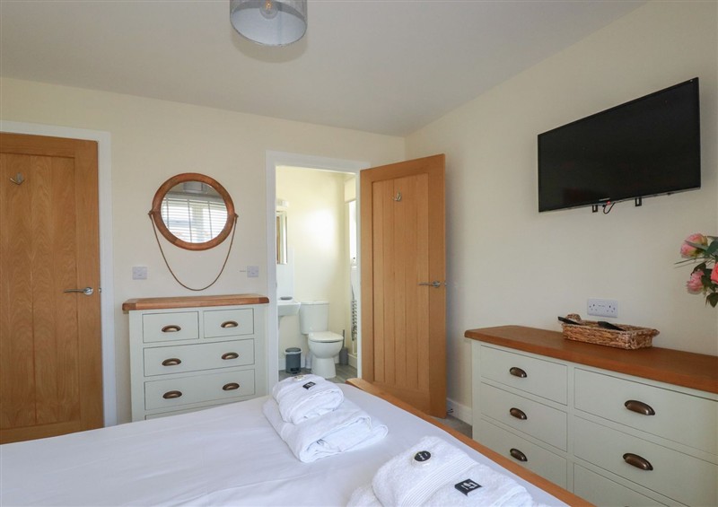 One of the bedrooms at Lodge 18, St Merryn
