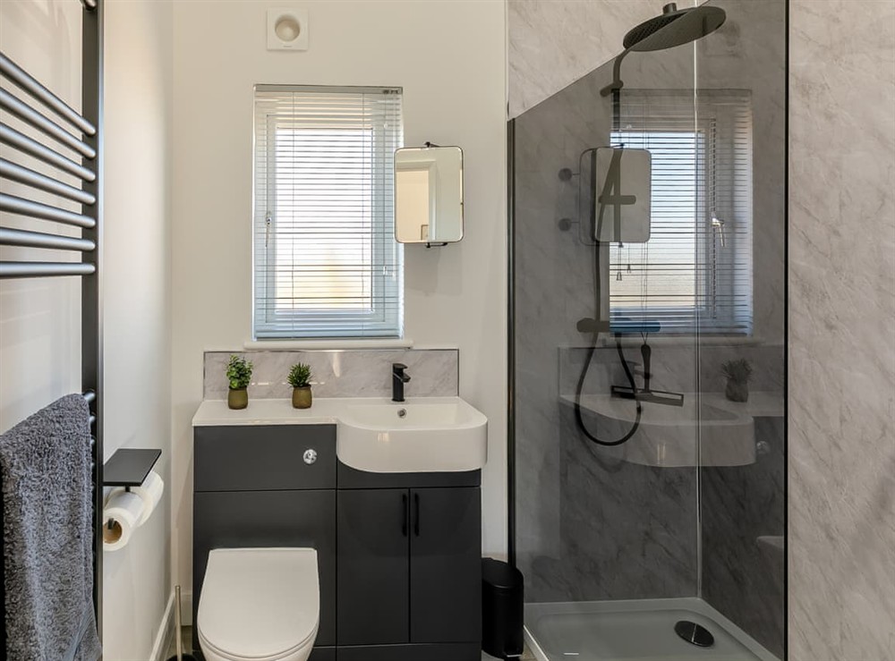 Bathroom at Lodge 2 in Saltfleetby, Lincolnshire