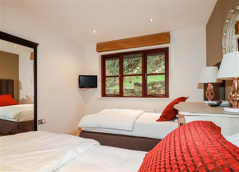 A bedroom in Lodge 22 Cherry at Lodge 22 Cherry, St. Breock near Wadebridge