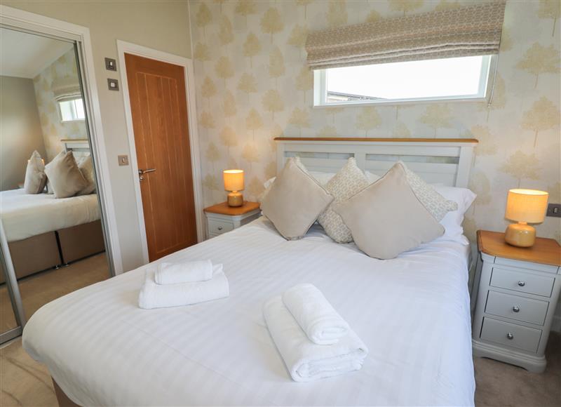 This is a bedroom at Lodge 40, Delamere