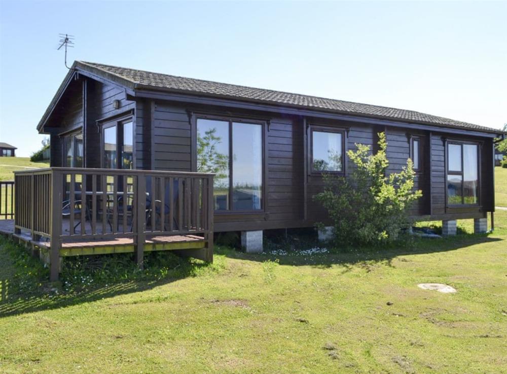 Lodge style single storey holiday home