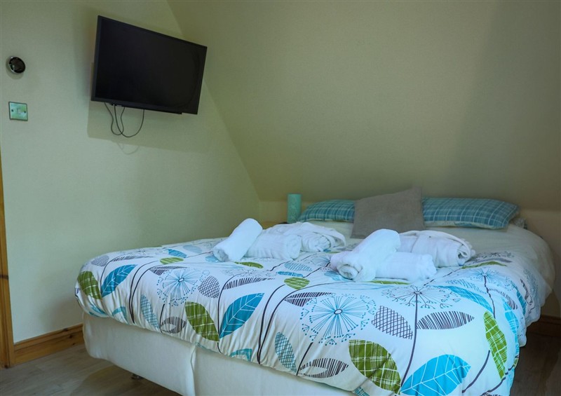 Bedroom (photo 2) at Lodge 68 - Fern Gully, Finlakes Holiday Park near Chudleigh