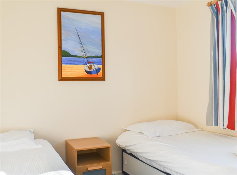 Twin bedroom at Lodge 73 in St Merryn, near Padstow, Cornwall