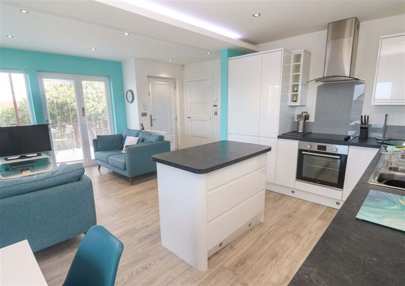 Kitchen at Lodge 83, Gwel an Mor, Portreath