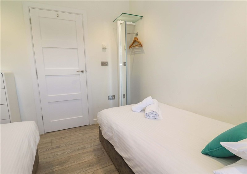 One of the 3 bedrooms (photo 3) at Lodge 83, Gwel an Mor, Portreath
