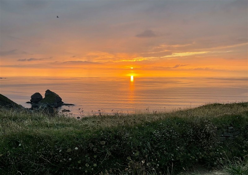 The setting at Lodge 83, Gwel an Mor, Portreath