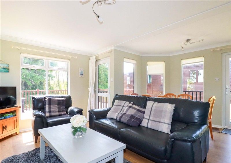 The living area at Lodge 9 - Lamorna, Tregolds near St Merryn