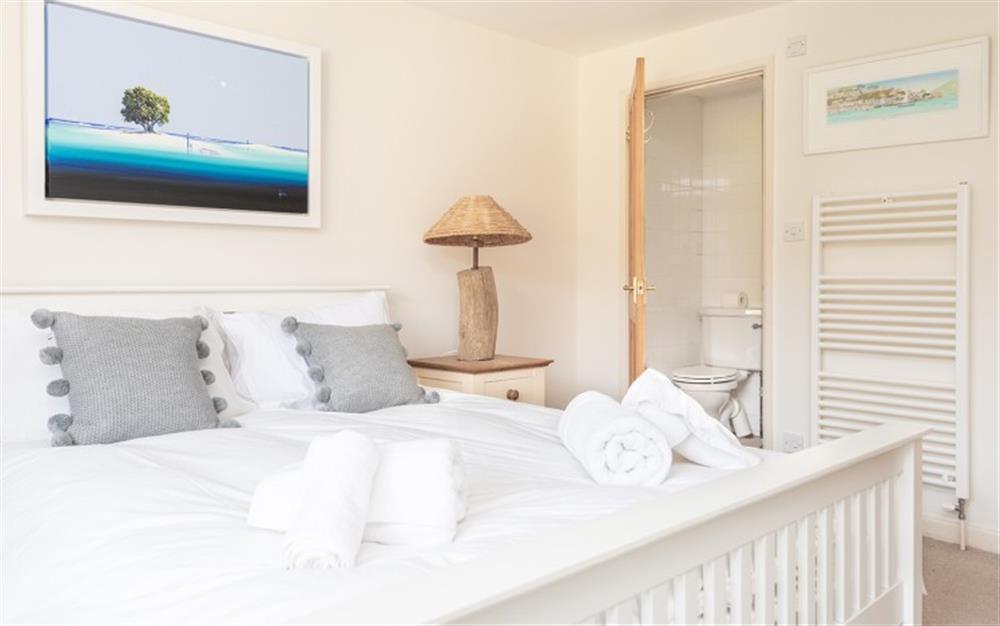 One of the  bedrooms at Lodge House in Hope Cove