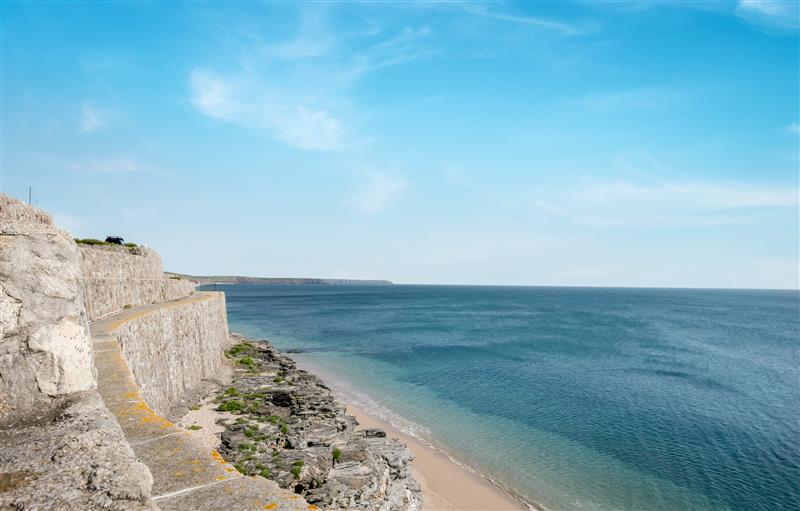 The area around Loe Cottage at Loe Cottage, Porthleven