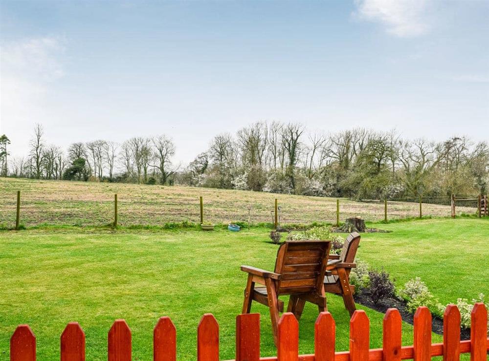 Garden and grounds at Loftings in West Hendred, Oxfordshire