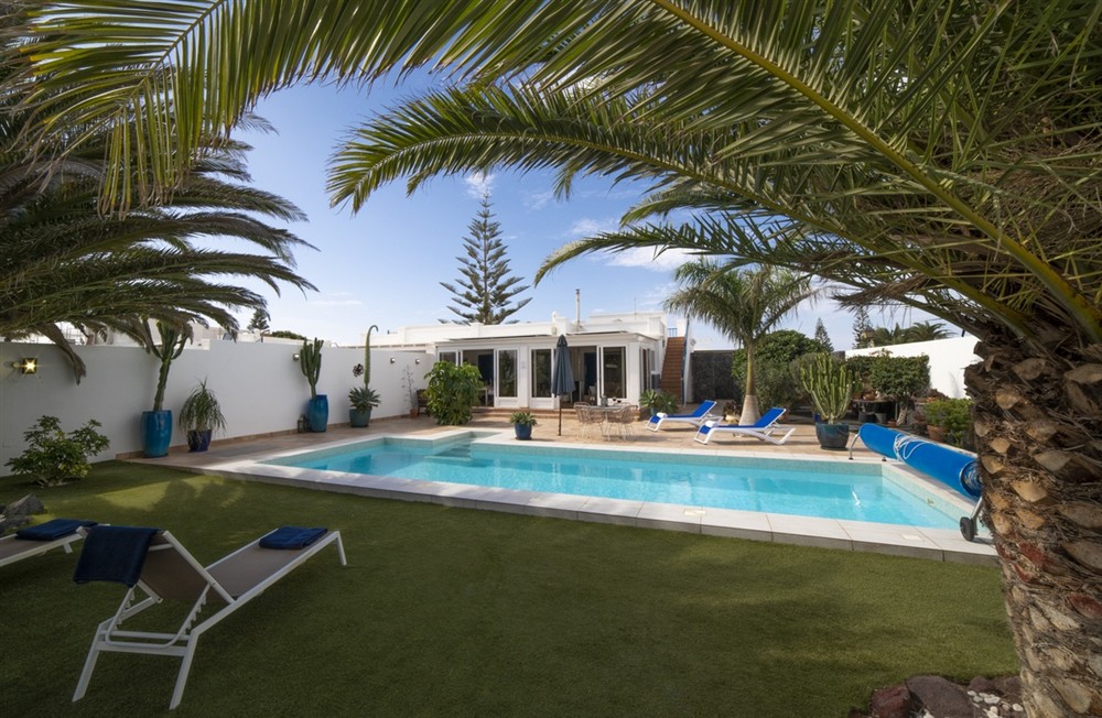 Lomo Blanco (photo 24) at Lomo Blanco in Playa Blanca, Lanzarote