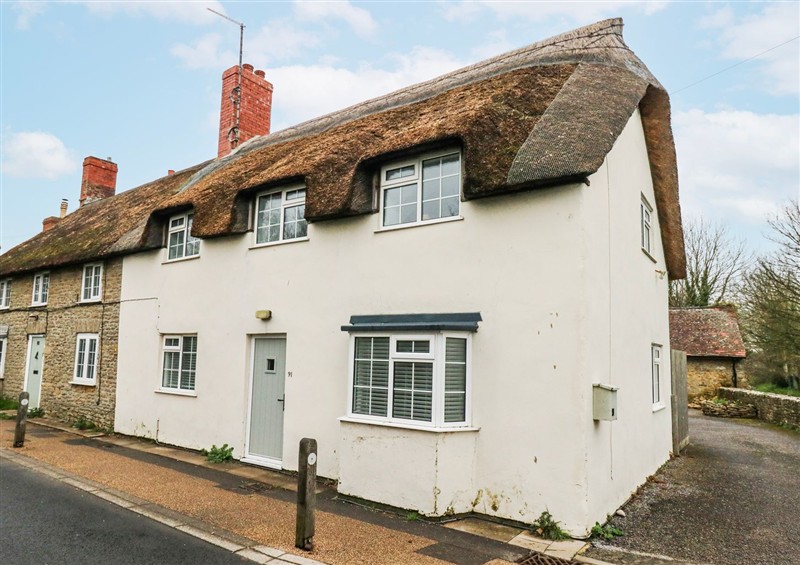 This is the setting of Long Barn at Long Barn, Burton Bradstock