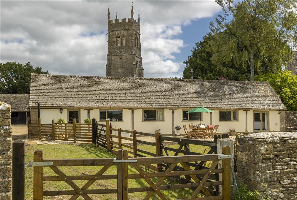 Long Barn is situated on the outskirts of the village of Coates and overlooks glorious countryside