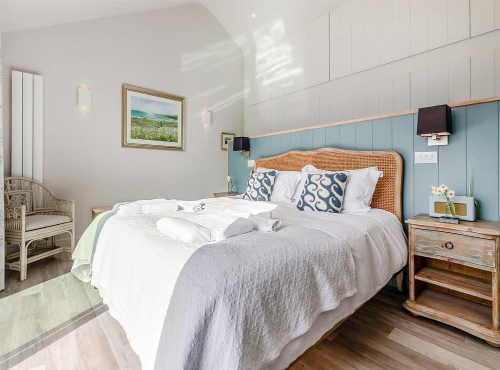 Double bedroom (photo 2) at Long Commons in St Mawes, near Falmouth, Cornwall