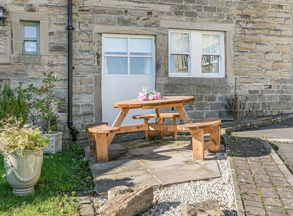 Sitting-out-area at Long Ing Cottage in Holmfirth, West Yorkshire