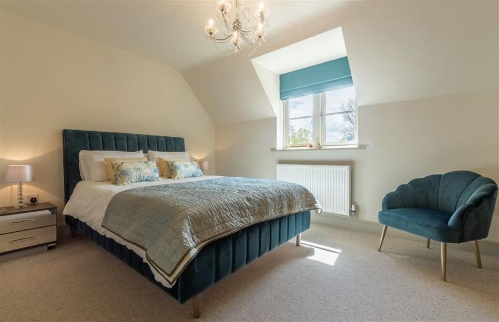 King-size master bedroom at Long Meadow, Great Bircham near Kings Lynn