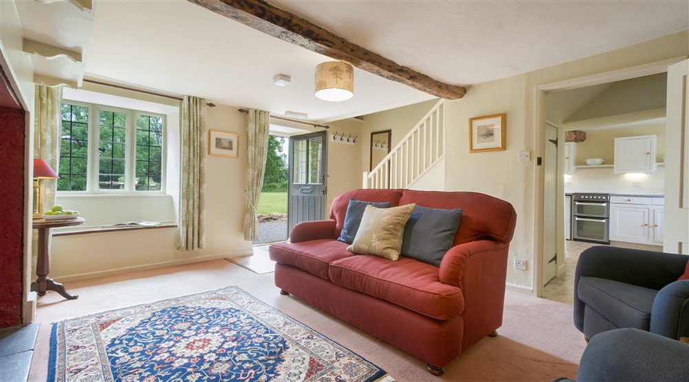 The sitting room (photo 2) at Longmeadow Cottage in Exeter, Devon