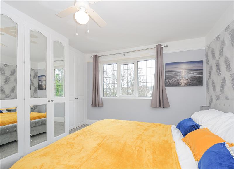 A bedroom in Lonsdale at Lonsdale, Falmouth