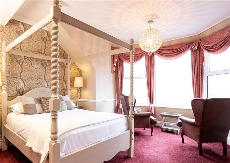 One of the 10 bedrooms (photo 3) at Lonsdale House, Bowness-On-Windermere