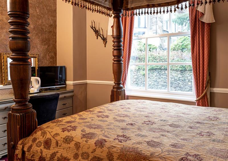 One of the 10 bedrooms at Lonsdale House, Bowness-On-Windermere